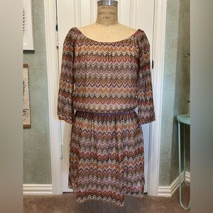 Multicolor Chevron Dress with 3/4 length sleeves and a blouson bodice. Size L